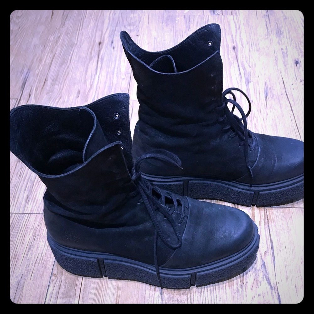 Fluevog Almanon boots